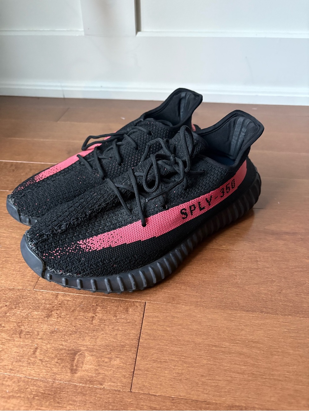 Adidas • Yeezy Boost 350 V2 Shoes • Size 11